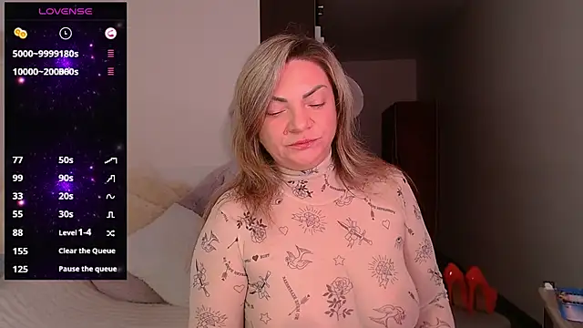 KristiOwen online show from November 10, 2025, 4:22 am