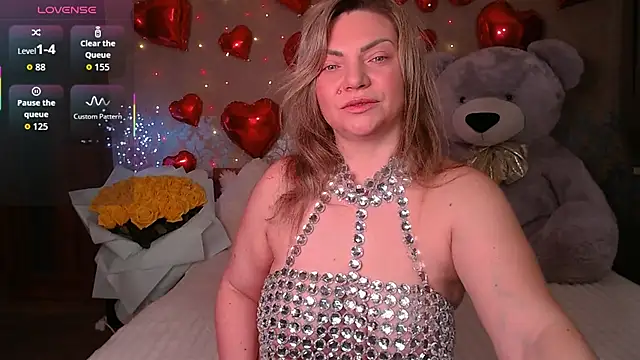 KristiOwen online show from February 15, 2026, 5:48 am