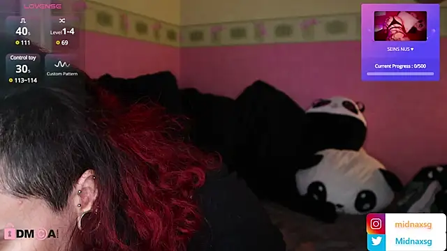 midnaxsg online show from January 17, 2025, 3:53 pm