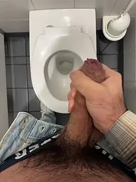 mrcumshotboy online show from January 5, 2025, 6:35 pm