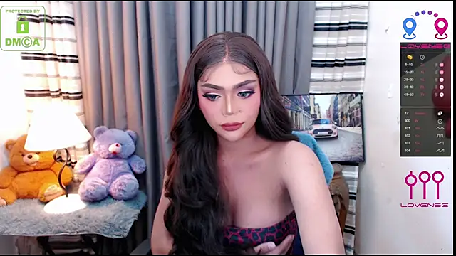 Fantacyoflove online show from October 11, 2025, 8:40 pm