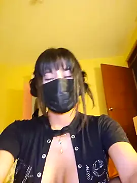 Snapshot of Latin_summer chatting on February 8, 2026, 3:54 am Latin summer online show from February 8, 2026, 3:54 am