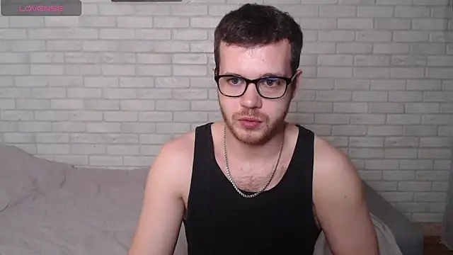 Alexxx horny online show from May 11, 2026, 7:00 pm