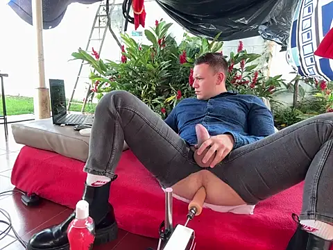 simon and david online show from September 8, 2025, 8:41 pm