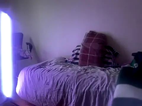 Czechyoungboy online show from October 28, 2025, 5:55 am