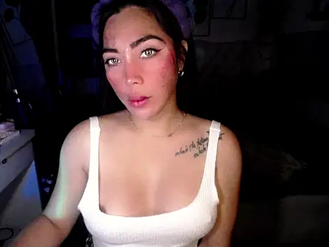 Snapshot of kristinestar chatting on March 1, 2026, 11:18 pm kristinestar online show from March 1, 2026, 11:18 pm