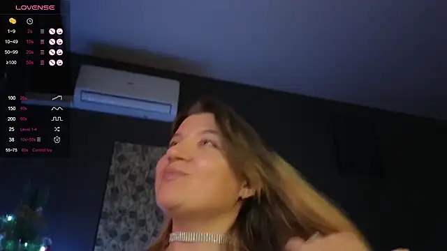 Snapshot of Fairy__Sofia chatting on December 11, 2024, 2:22 pm Fairy Sofia online show from December 11, 2024, 2:22 pm