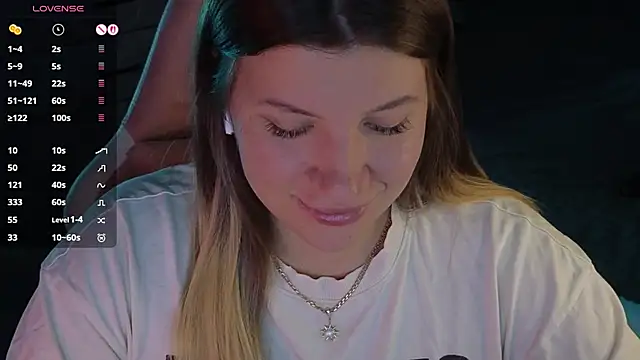 Snapshot of Fairy__Sofia chatting on September 10, 2025, 8:14 am Fairy Sofia online show from September 10, 2025, 8:14 am