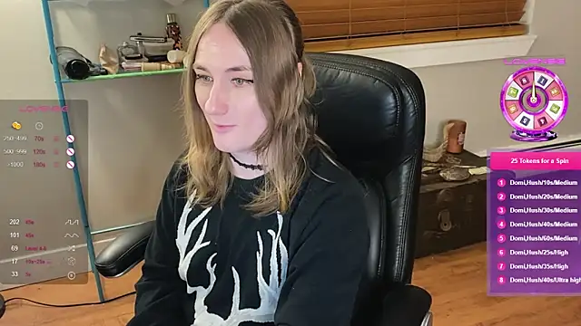 luluvaladon online show from February 16, 2025, 2:20 am