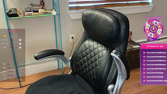 luluvaladon online show from February 21, 2025, 11:43 pm