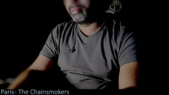  x rated  online show from September 16, 2025, 5:25 pm