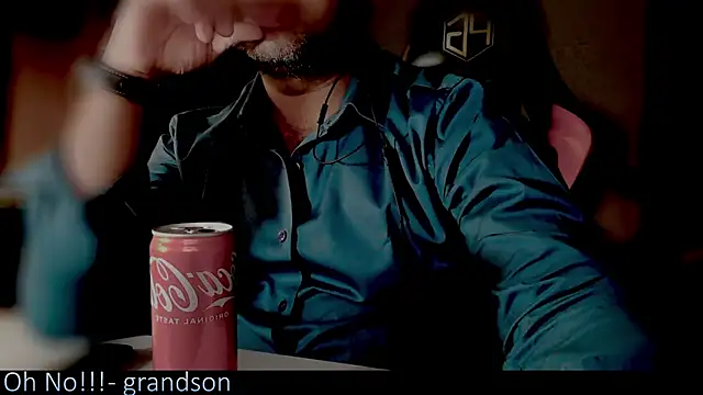  x rated  online show from October 21, 2025, 6:41 pm