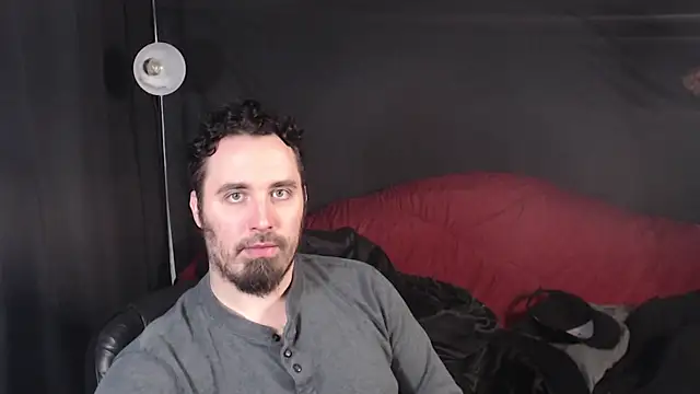 Metalstud online show from February 23, 2025, 2:07 am