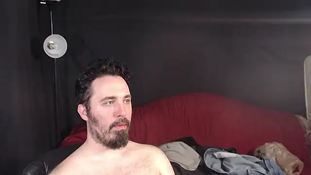 Metalstud online show from March 11, 2025, 7:37 am