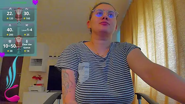 hot evil queen online show from December 16, 2025, 11:15 am