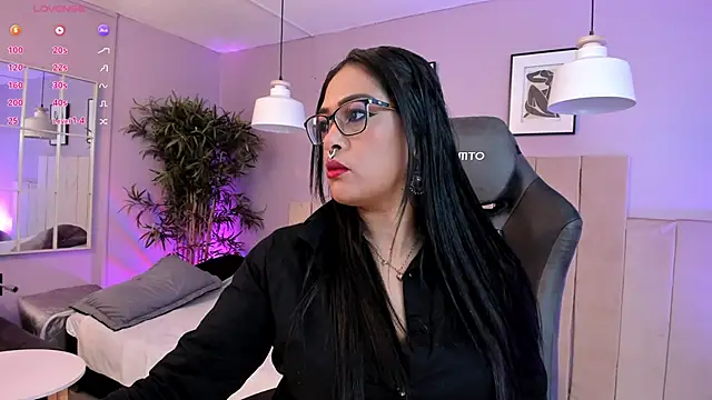 Inndrahot online show from December 3, 2024, 3:09 am