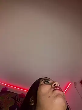 Emma Brown 12 online show from January 14, 2025, 9:09 pm