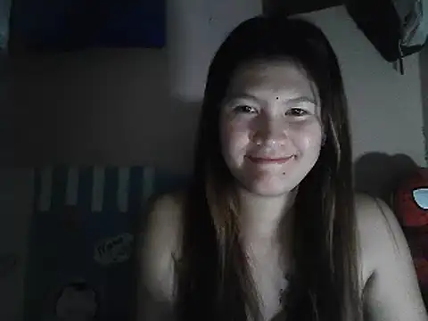 Snapshot of leamorena chatting on December 17, 2025, 4:24 pm leamorena online show from December 17, 2025, 4:24 pm