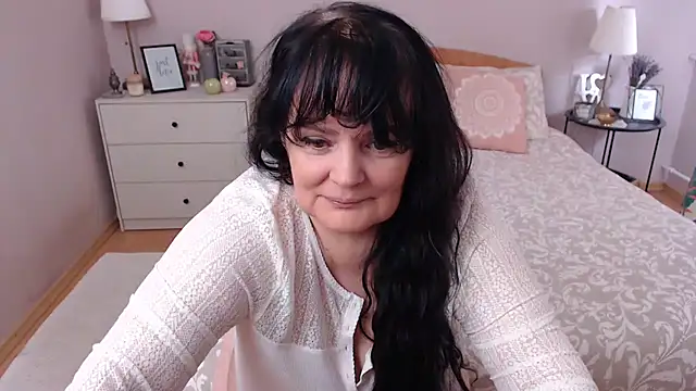 LeveMe2Nightt online show from September 30, 2025, 12:32 pm