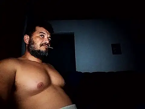 Snapshot of tarra122 chatting on May 17, 2026, 2:31 am tarra122 online show from May 17, 2026, 2:31 am