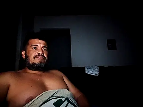 tarra122 online show from July 22, 2026, 3:53 am