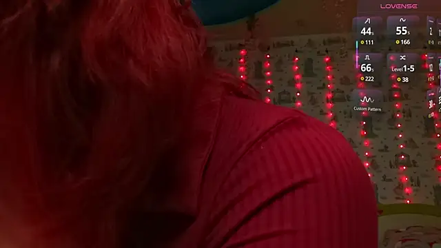 SmokyRose online show from February 20, 2025, 12:04 pm