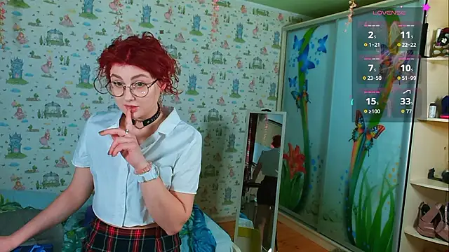 SmokyRose online show from February 4, 2026, 12:22 pm