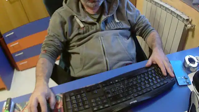 Tango128 online show from October 24, 2025, 5:59 am