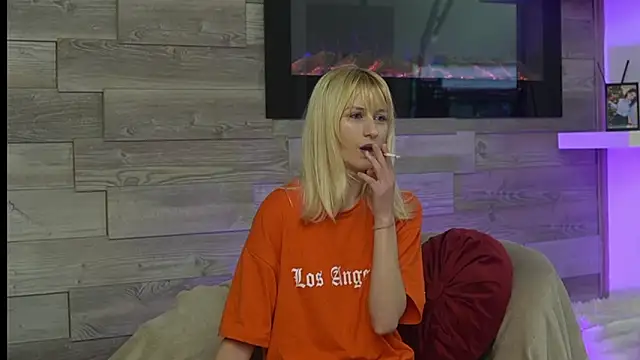 SiennaShapiro online show from February 11, 2026, 4:34 pm