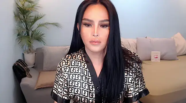 Snapshot of PrettyWomanxxx chatting on February 15, 2025, 10:31 pm PrettyWomanxxx online show from February 15, 2025, 10:31 pm