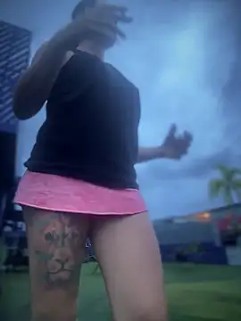 LilliThelo online show from November 20, 2025, 11:10 am