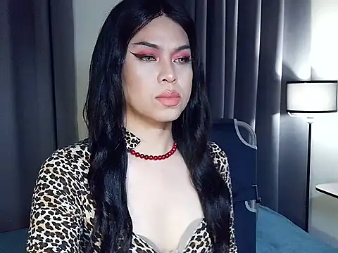 MistressLuna1 online show from July 18, 2026, 7:50 pm