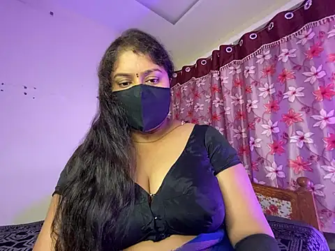 Snapshot of Love_4Sex chatting on May 8, 2026, 5:57 am Love 4Sex online show from May 8, 2026, 5:57 am