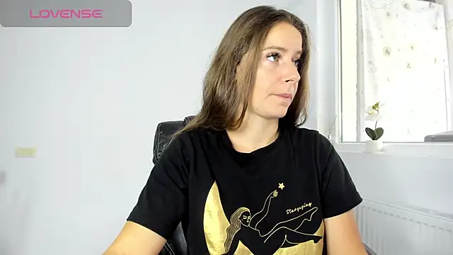 DiamondKay online show from October 14, 2025, 8:26 am