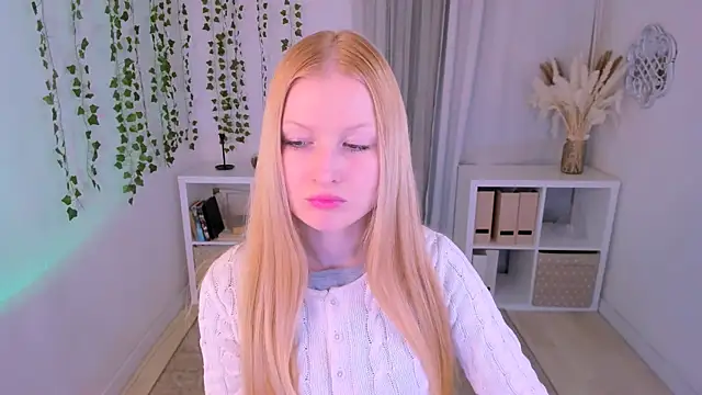 Snapshot of Laly_Peach chatting on February 27, 2025, 4:21 pm Laly Peach online show from February 27, 2025, 4:21 pm