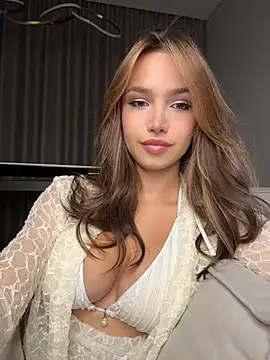 stefannichka online show from April 3, 2026, 8:40 pm