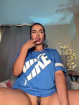 Snapshot of Samispank chatting on December 4, 2024, 8:07 pm Samispank online show from December 4, 2024, 8:07 pm