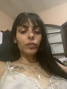 Snapshot of Sarah-safada chatting on March 15, 2026, 1:00 am Sarah-safada online show from March 15, 2026, 1:00 am