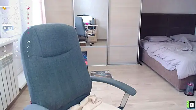 Lana  Nova online show from March 15, 2025, 7:42 am