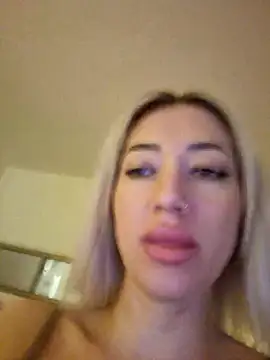 Snapshot of Fuck-Gina chatting on March 15, 2025, 12:47 am Fuck-Gina online show from March 15, 2025, 12:47 am