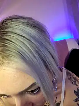 Snapshot of Fuck-Gina chatting on October 26, 2025, 9:10 pm Fuck-Gina online show from October 26, 2025, 9:10 pm