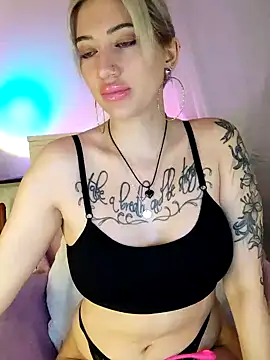 Fuck-Gina online show from April 17, 2026, 9:51 pm