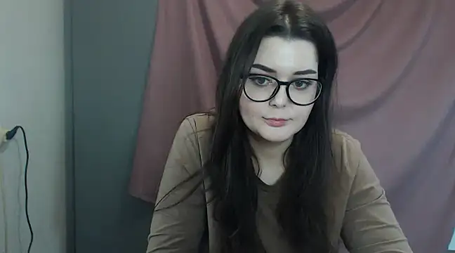 ohhhMie online show from February 13, 2025, 5:01 pm