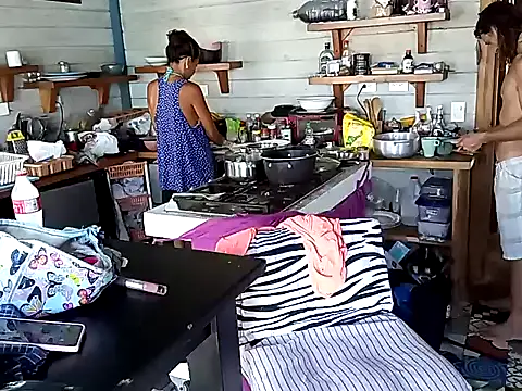 Luna-Natural online show from January 2, 2025, 4:56 pm