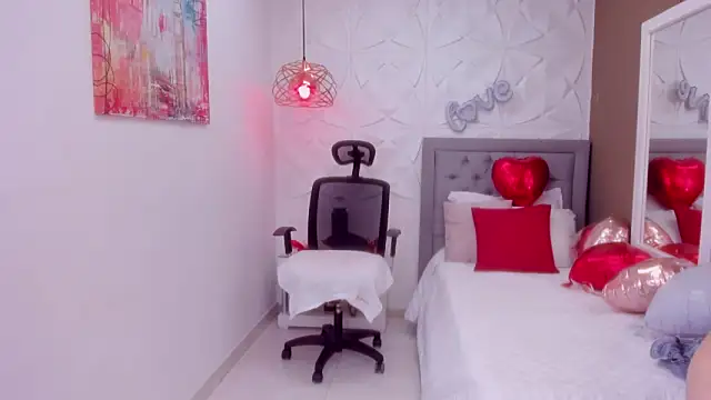 Sharon tits online show from February 7, 2026, 10:41 am