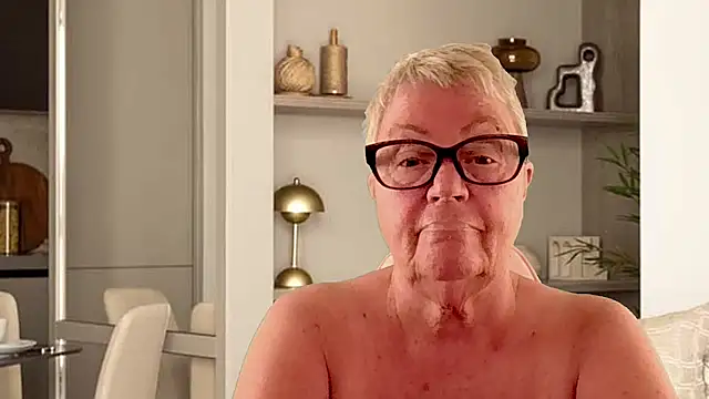 Snapshot of GrannyChrissy68 chatting on April 9, 2026, 2:11 pm GrannyChrissy68 online show from April 9, 2026, 2:11 pm