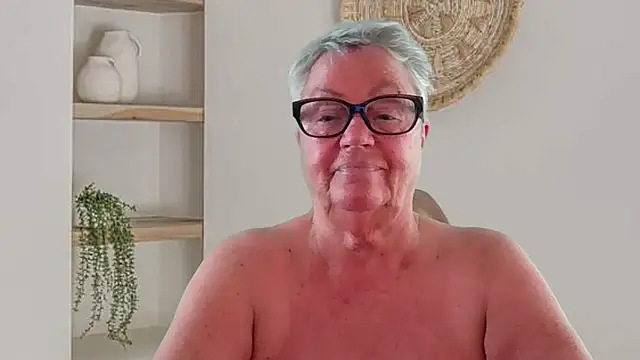 Snapshot of GrannyChrissy68 chatting on April 25, 2026, 1:41 pm GrannyChrissy68 online show from April 25, 2026, 1:41 pm