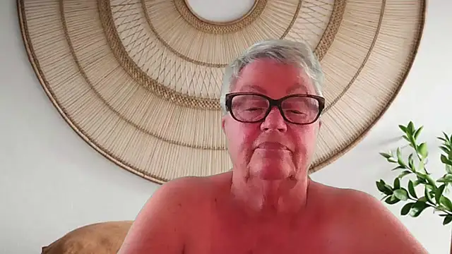 Snapshot of GrannyChrissy68 chatting on April 27, 2026, 2:48 pm GrannyChrissy68 online show from April 27, 2026, 2:48 pm