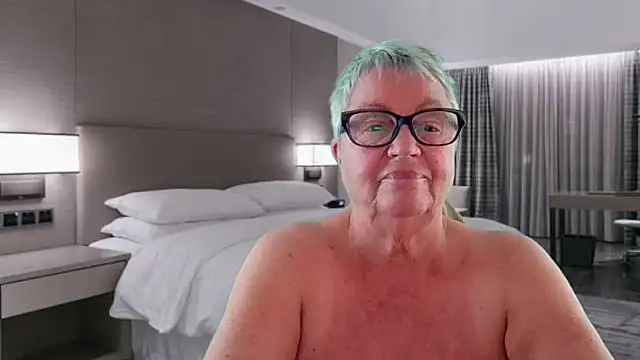 Snapshot of GrannyChrissy68 chatting on May 17, 2026, 9:22 pm GrannyChrissy68 online show from May 17, 2026, 9:22 pm