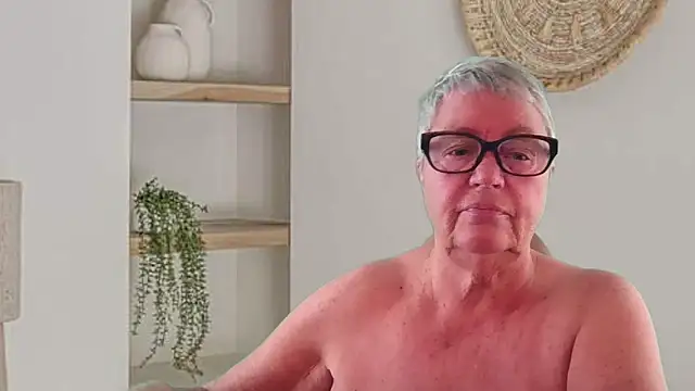 Snapshot of GrannyChrissy68 chatting on May 25, 2026, 9:10 pm GrannyChrissy68 online show from May 25, 2026, 9:10 pm